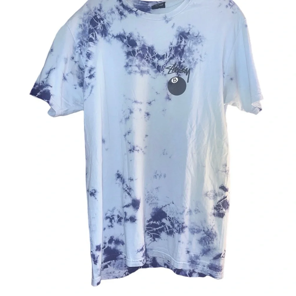 Men’s Light Blue Tie-Dye 8 Ball Graphic T-Shirt - Picture 2 of 3